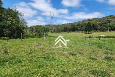 S&iacute;tio &agrave; venda - 532400m&sup2; - Pe&atilde;o