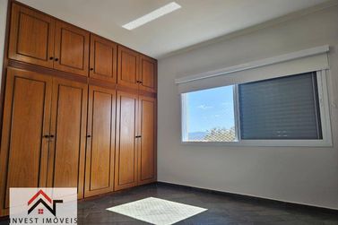 Casa &agrave; venda - 369m&sup2; - Centro