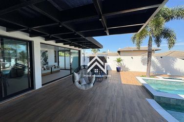 Casa &agrave; venda - 365m&sup2; - Condom&iacute;nio Shambala III