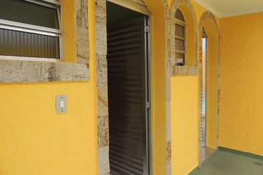 Casa &agrave; venda - 300m&sup2; - Jardim Vila Galv&atilde;o