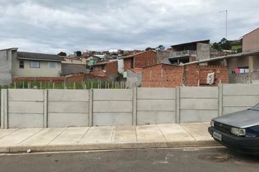Terreno &agrave; venda - 125m&sup2; - Jd Imperial