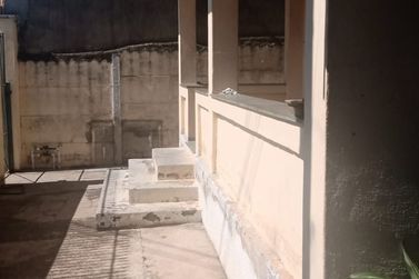 Casa &agrave; venda - ALVIN&Oacute;POLIS