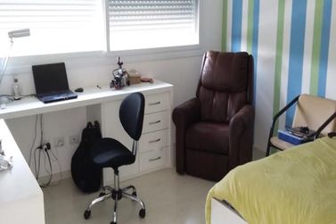 Casa &agrave; venda - 300m&sup2; - Condom&iacute;nio Shambala I