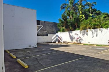 Sal&atilde;o Comercial para alugar - 369m&sup2; - Vila Esperia ou Giglio