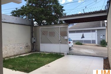 Casa &agrave; venda - 182m&sup2; - Nova Cerejeiras