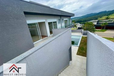 Casa &agrave; venda - 270m&sup2; - Condom&iacute;nio Vale das &Aacute;guas