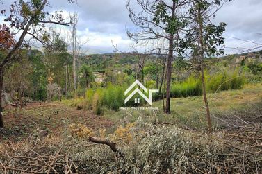 Terreno &agrave; venda - 4100m&sup2; - Jardim Est&acirc;ncia Brasil
