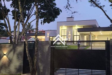 Casa &agrave; venda - 228m&sup2; - Vila Dom Pedro