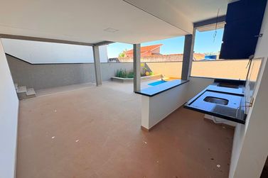 Casa &agrave; venda - 153m&sup2; - Jardim Jaragu&aacute;