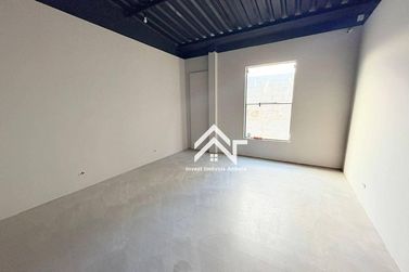 Sal&atilde;o Comercial para alugar - 400m&sup2; - Nova Atibaia