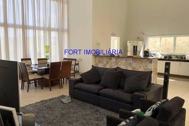 Casa &agrave; venda - 350m&sup2; - CONDOM&Iacute;NIO RESIDENCIAL EQULIBRIUM
