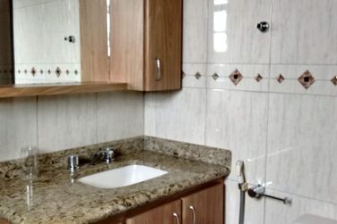 Casa &agrave; venda - JARDIM ITAPERI