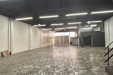 Sal&atilde;o Comercial para alugar - 658m&sup2; - Jardim Alvin&oacute;polis