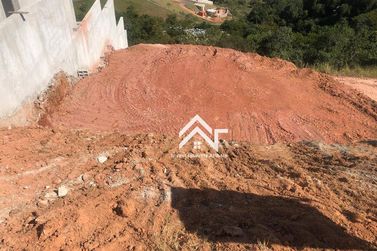 Terreno &agrave; venda - 360m&sup2; - Condom&iacute;nio Alto da Floresta