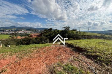 Terreno &agrave; venda - 830m&sup2; - Alto da Floresta Residencial
