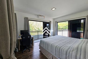 Casa &agrave; venda - 234m&sup2; - Loteamento Parque Residencial Serras de Atibaia II
