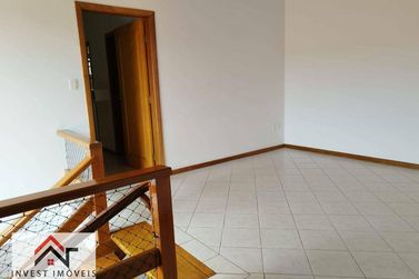 Casa para alugar - 184m&sup2; - Jardim Jaragu&aacute;