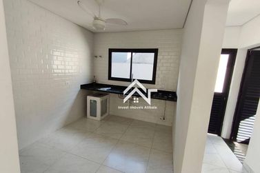 Casa para alugar - 228m&sup2; - Rio Abaixo