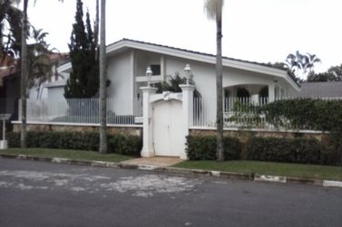Casa &agrave; venda - 2160m&sup2; - Itaperi