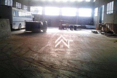Sal&atilde;o Comercial para alugar - 1500m&sup2; - Rio Abaixo