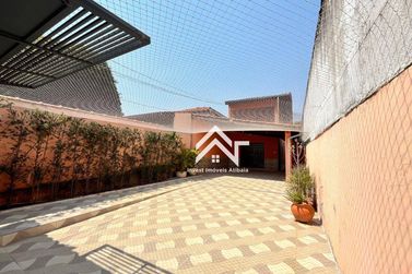 Casa &agrave; venda - 160m&sup2; - Jardim dos Pinheiros