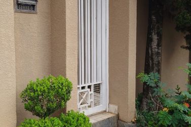 Casa &agrave; venda - JARDIM DOS PINHEIROS