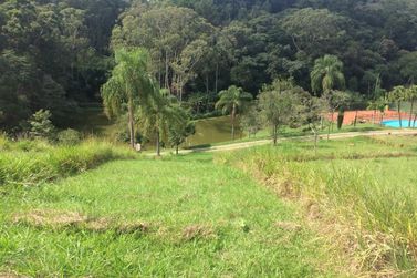 Terreno &agrave; venda - 600m&sup2; - PORT&Atilde;O