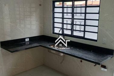 Casa &agrave; venda - 135m&sup2; - Alvin&oacute;polis
