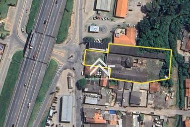 Sal&atilde;o Comercial &agrave; venda - 1942m&sup2; - Port&atilde;o