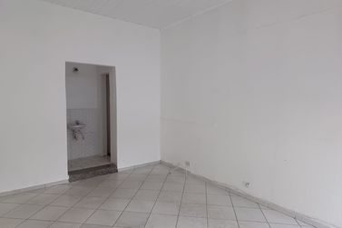 Sal&atilde;o Comercial para alugar - 30m&sup2; - CENTRO