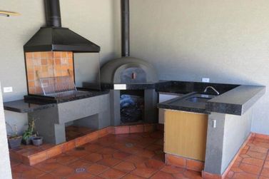 Casa &agrave; venda - 210m&sup2; - Atibaia Jardim