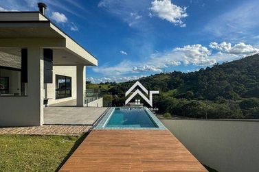 Casa &agrave; venda - 220m&sup2; - Condominio Quintas da Boa Vista