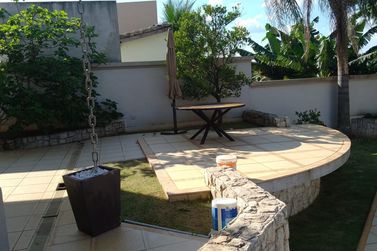 Casa para alugar - JARDIM NICOLAU
