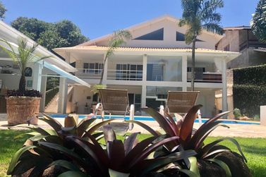 Casa &agrave; venda - 450m&sup2; - Rio Abaixo
