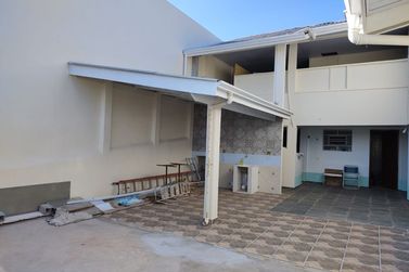 Casa &agrave; venda - 280m&sup2; - Jardim Imperial
