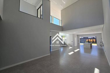 Casa &agrave; venda - 300m&sup2; - Vila Santista