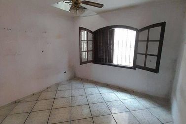Casa &agrave; venda - 300m&sup2; - Alvin&oacute;polis