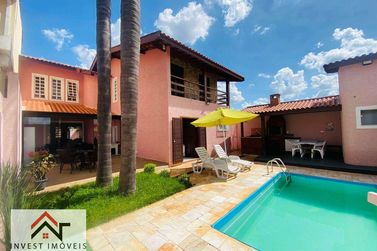 Casa &agrave; venda - 244m&sup2; - Jardim do Lago