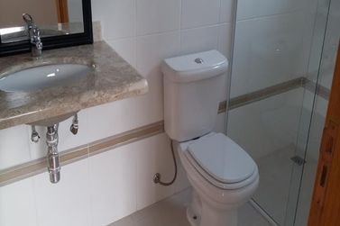Casa &agrave; venda - 200m&sup2; - Vila Petr&oacute;polis