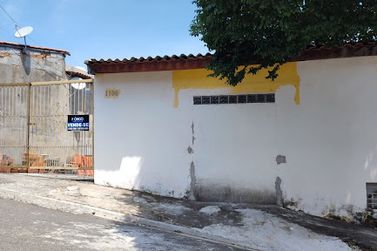 Terreno &agrave; venda - 304m&sup2; - Jardim Imperial