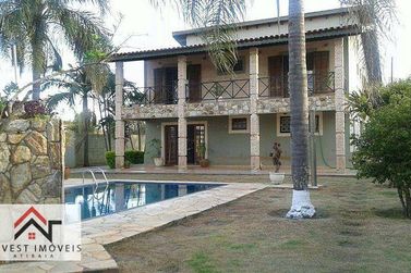 Casa para alugar - 450m&sup2; - Country R. F&eacute;lix