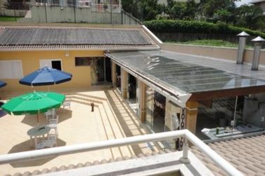 Casa &agrave; venda - 800m&sup2; - Condom&iacute;nio Porto Atibaia
