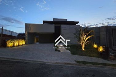 Casa &agrave; venda - 180m&sup2; - Condom&iacute;nio Portal Lamis