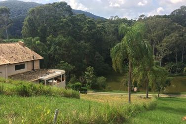 Terreno &agrave; venda - 600m&sup2; - PORT&Atilde;O