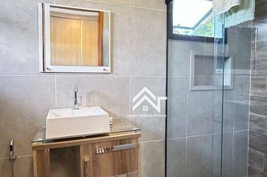 Casa &agrave; venda - 234m&sup2; - Loteamento Parque Residencial Serras de Atibaia II