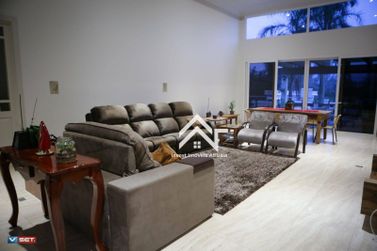 Casa &agrave; venda - 347m&sup2; - Condominio Porto Atibaia