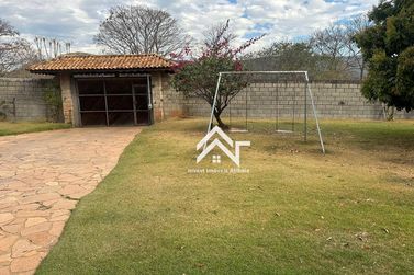 Casa &agrave; venda - 225m&sup2; - Jardim dos Pinheiros