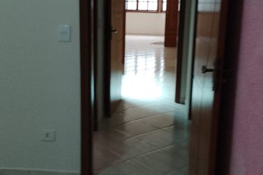 Casa &agrave; venda - JARDIM DOS PINHEIROS