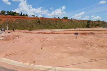 Terreno &agrave; venda - 360m&sup2; - VILA SANTISTA