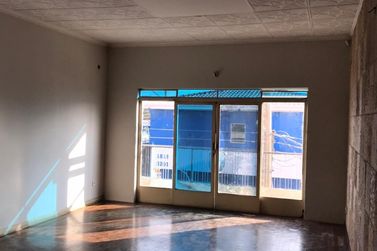 Casa para alugar - CENTRO